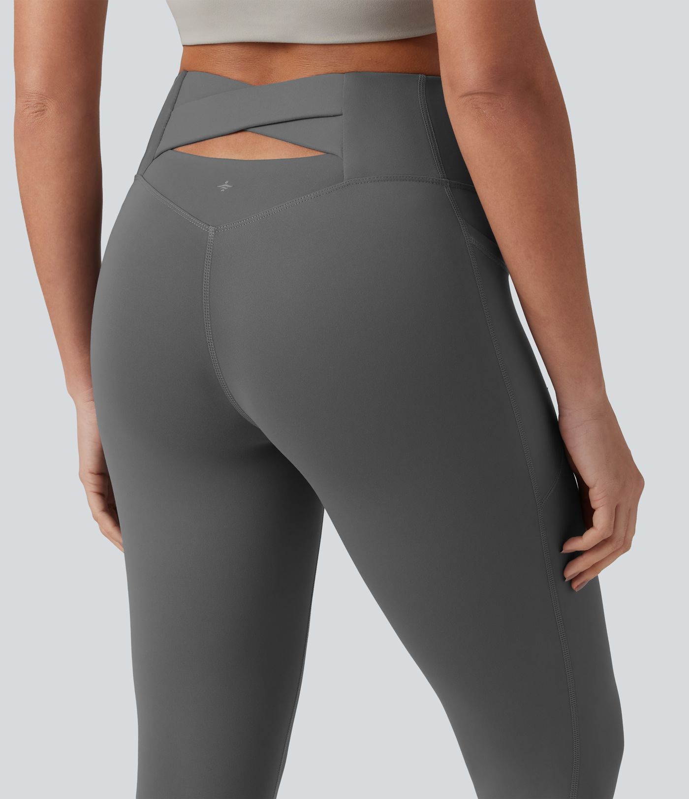 SoftlyZero™ Plush High Waisted Tummy Control Crossover Back Yoga 7/8 Leggings with Pockets