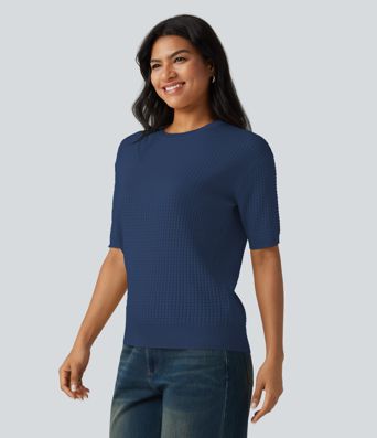 Pull col rond manches courtes en tissu gaufré