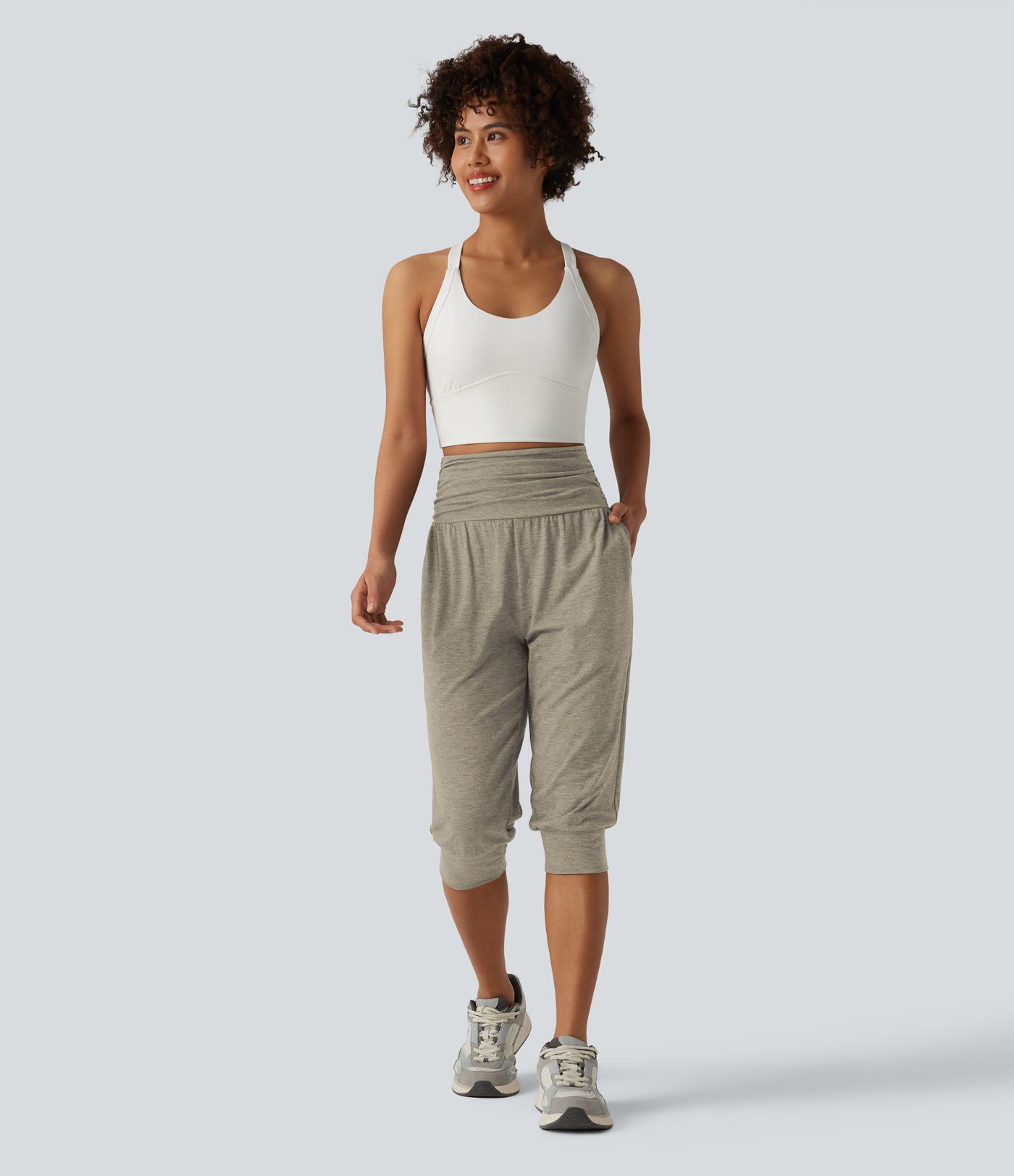 High Waisted Ruched Heathered Yoga Pedal Pushers Joggers with Pockets High Waisted Ruched Heathered Yoga Pedal Pushers Joggers with Pockets