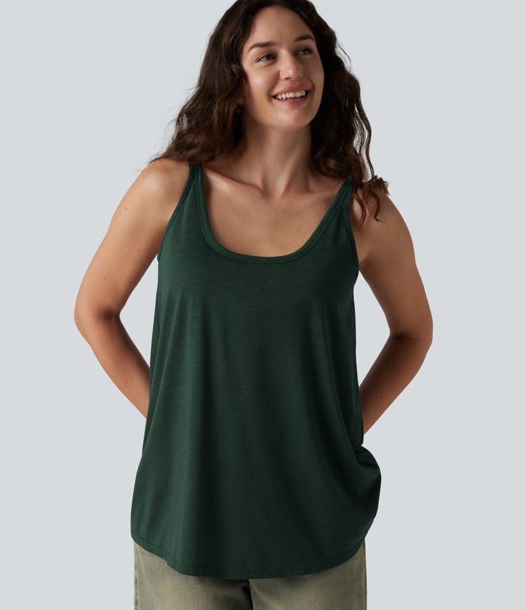 U-Neck Built-in Bra Loose Fit Casual Tank Top U-Neck Built-in Bra Loose Fit Casual Tank Top