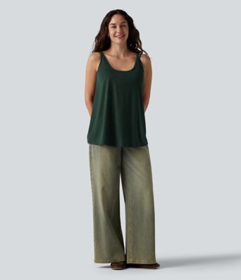 U-Neck Built-in Bra Loose Fit Casual Tank Top U-Neck Built-in Bra Loose Fit Casual Tank Top
