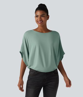 Round Neck Batwing Sleeve Relaxed Casual Top Round Neck Batwing Sleeve Relaxed Casual Top