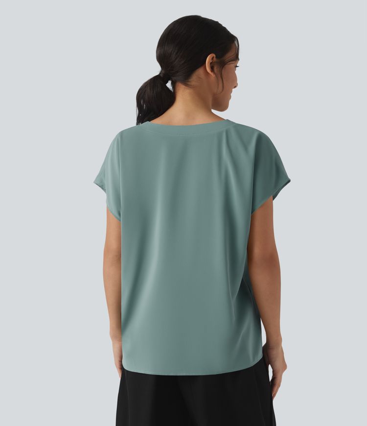 Wrinkle-resistant V-neck Short Sleeve Oversized Work Blouse Wrinkle-resistant V-neck Short Sleeve Oversized Work Blouse