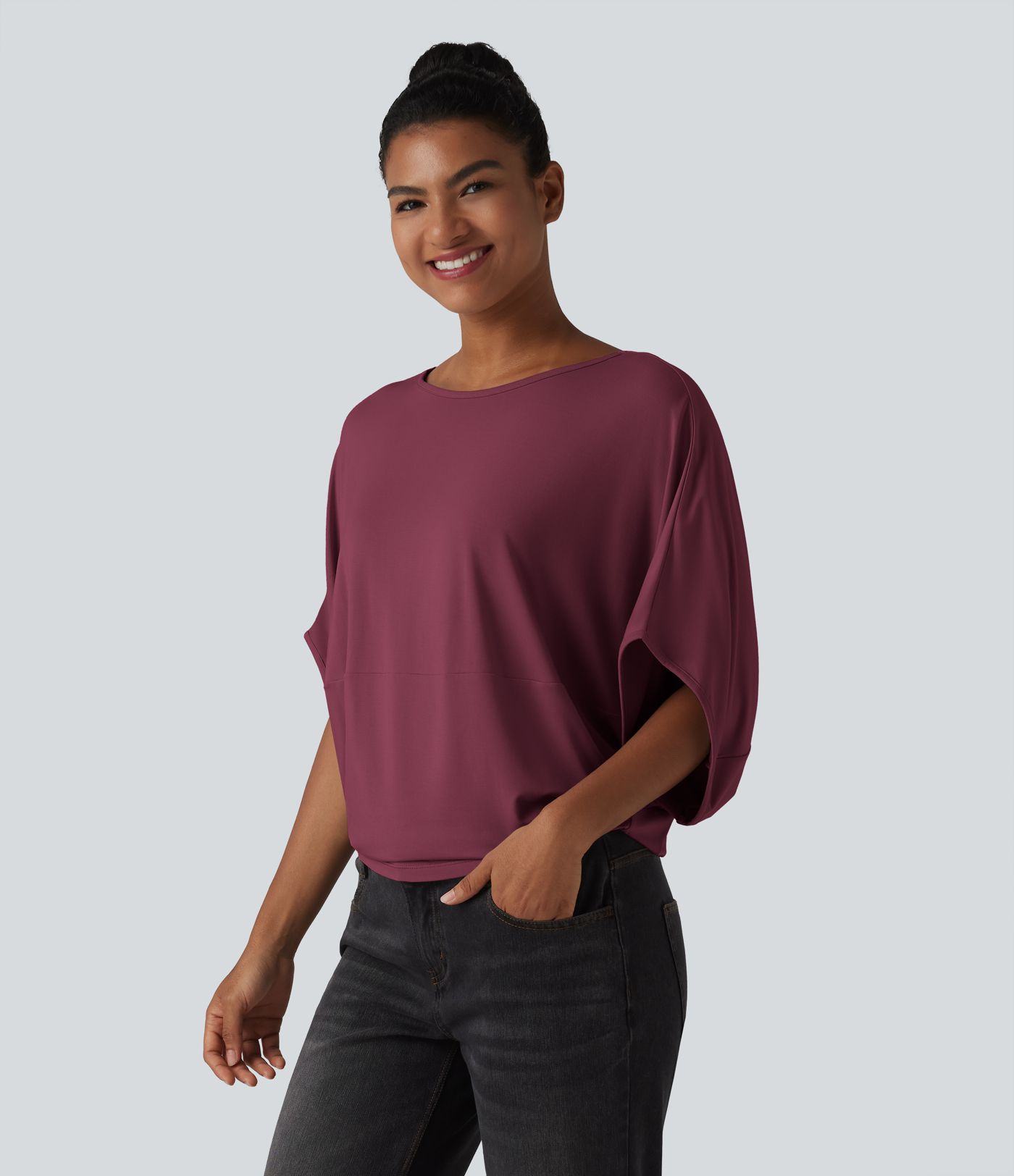 Round Neck Batwing Sleeve Relaxed Casual Top Round Neck Batwing Sleeve Relaxed Casual Top