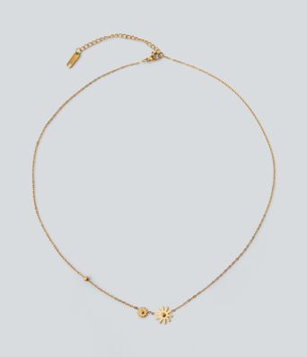 Floral Pendant Necklace