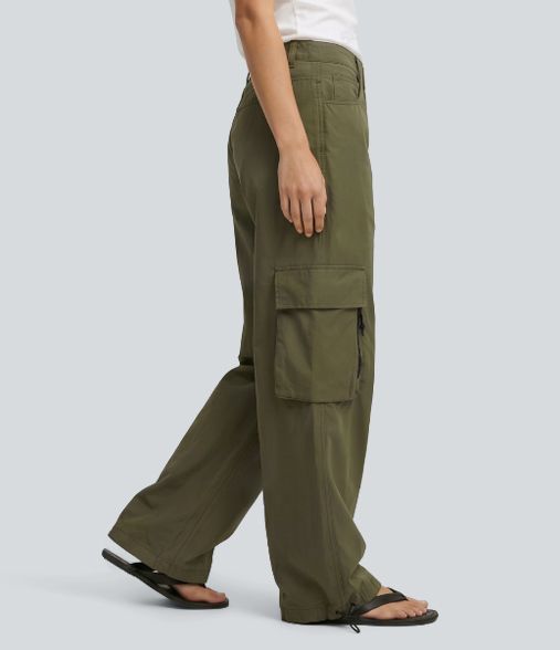 Mid Rise Baggy Workout Cargo Pants with Pockets