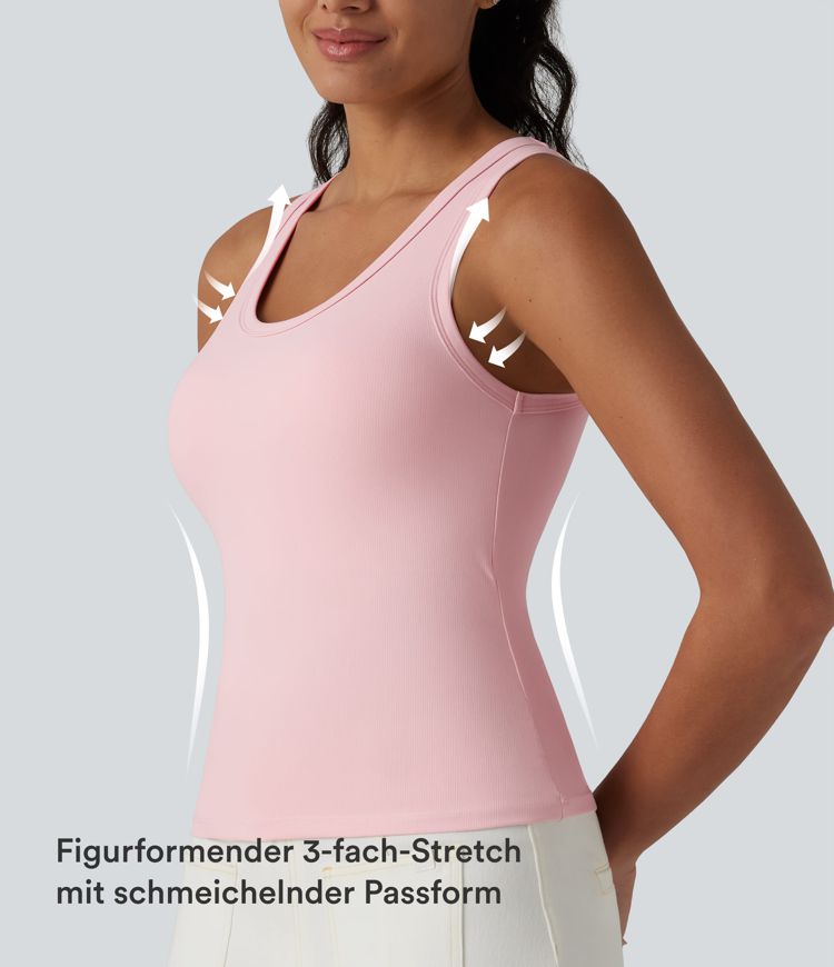 Tanktop aus geripptem Strick mit U-Ausschnitt und integriertem BH - B-E Cups Tanktop aus geripptem Strick mit U-Ausschnitt und integriertem BH - B-E Cups