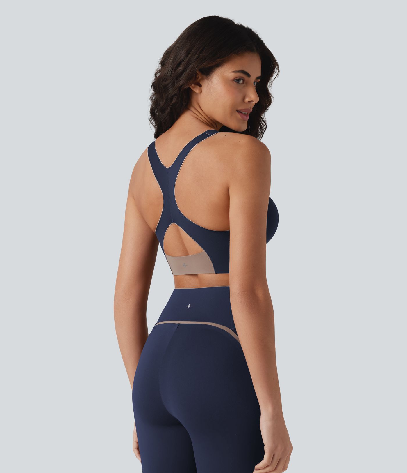 Low Support U Neck Built-in Bra Racerback Color Block Workout Sports Bra