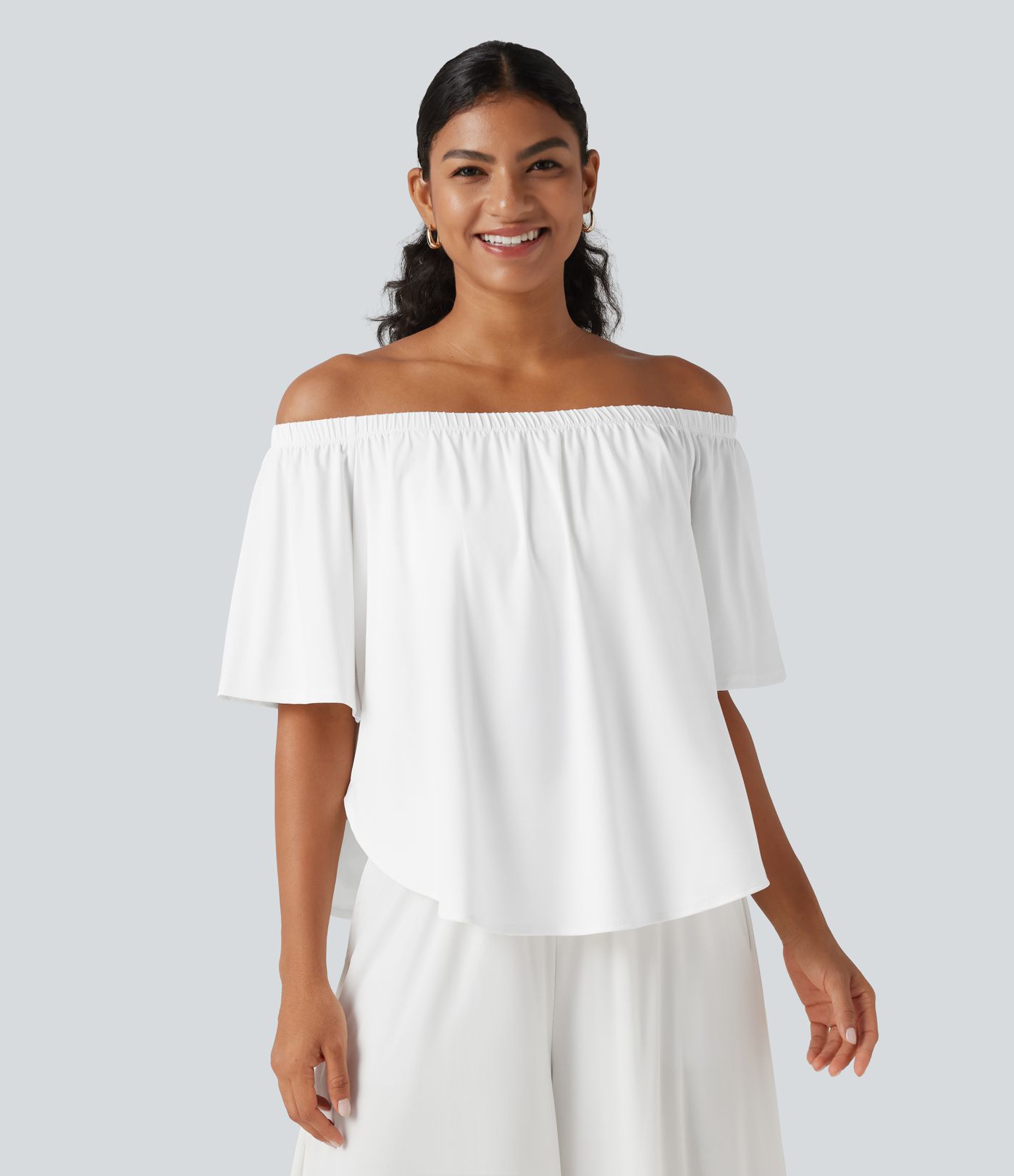 Off-shoulder Short Sleeve Split Curved Hem Built-in Bra Relaxed Casual T-Shirt