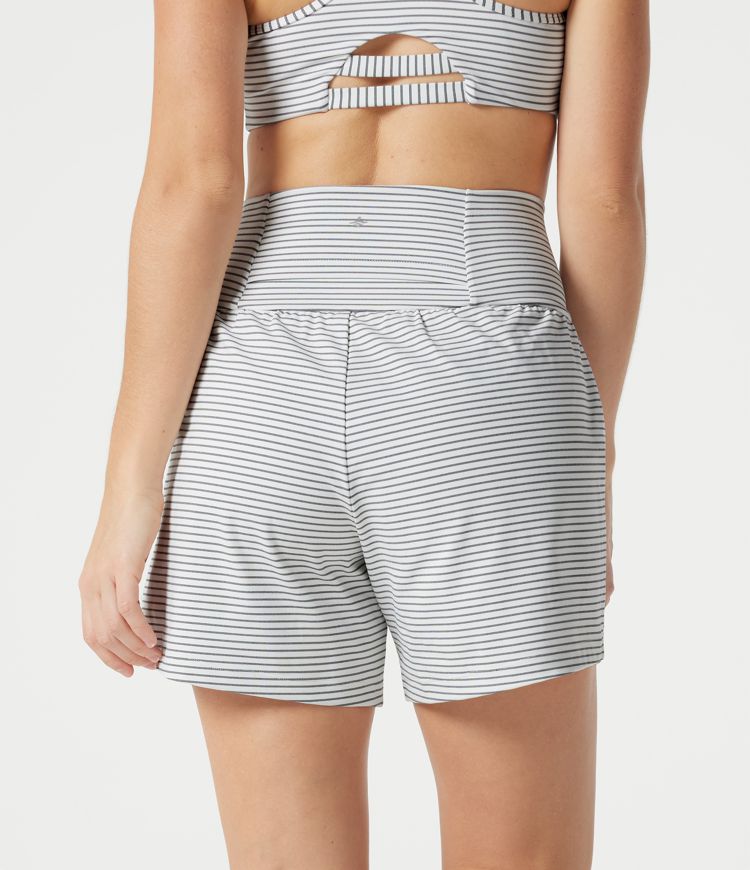Super High Waisted 2-in-1 Stripe Yoga Shorts 5'' with Pockets