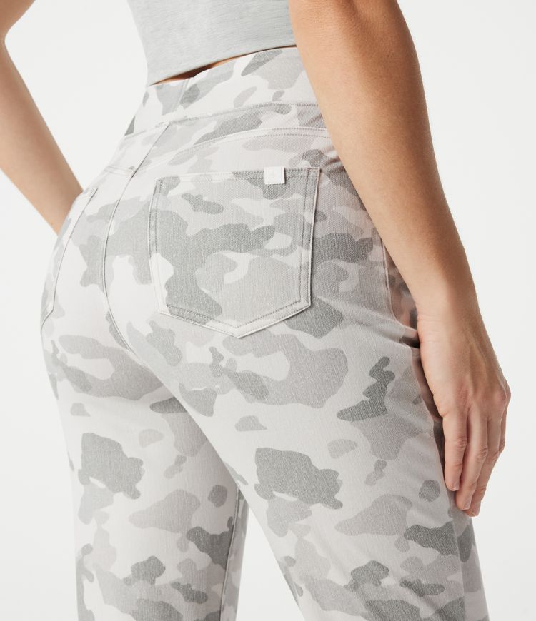 Halara Flex™ High Waisted Camo Bootcut Casual Jeans with Pockets