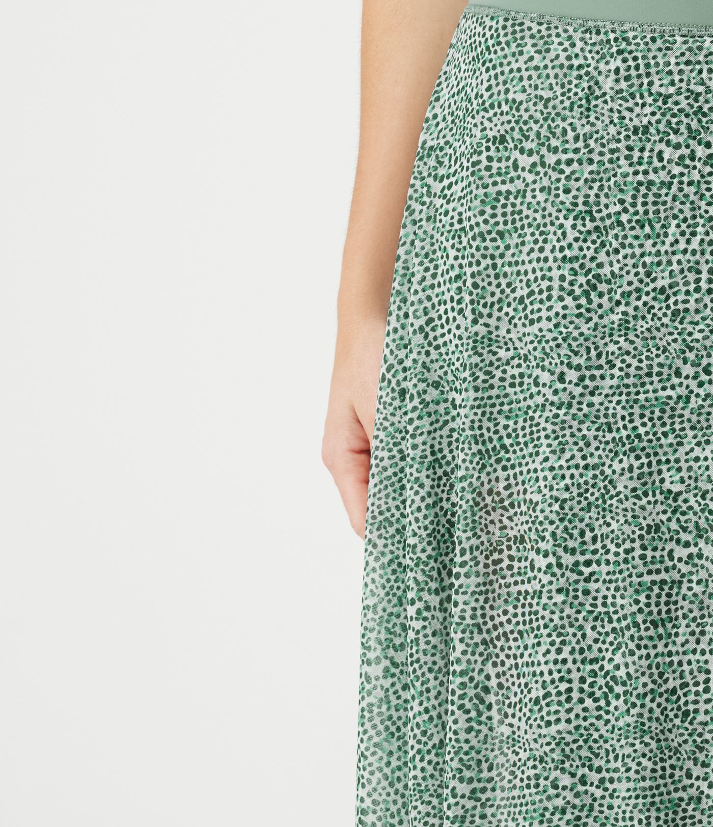 Jupe midi évasée fluide 2-en-1 taille haute imprimé léopard, cordon de serrage et empiècements en maille contrastée, avec poches