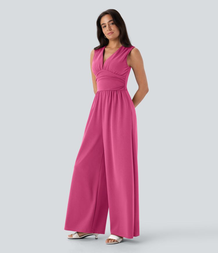 Ärmelloser, geraffter Party-Jumpsuit mit V-Ausschnitt, Seitentaschen und unsichtbarem Reißverschluss - pipi-praktisch