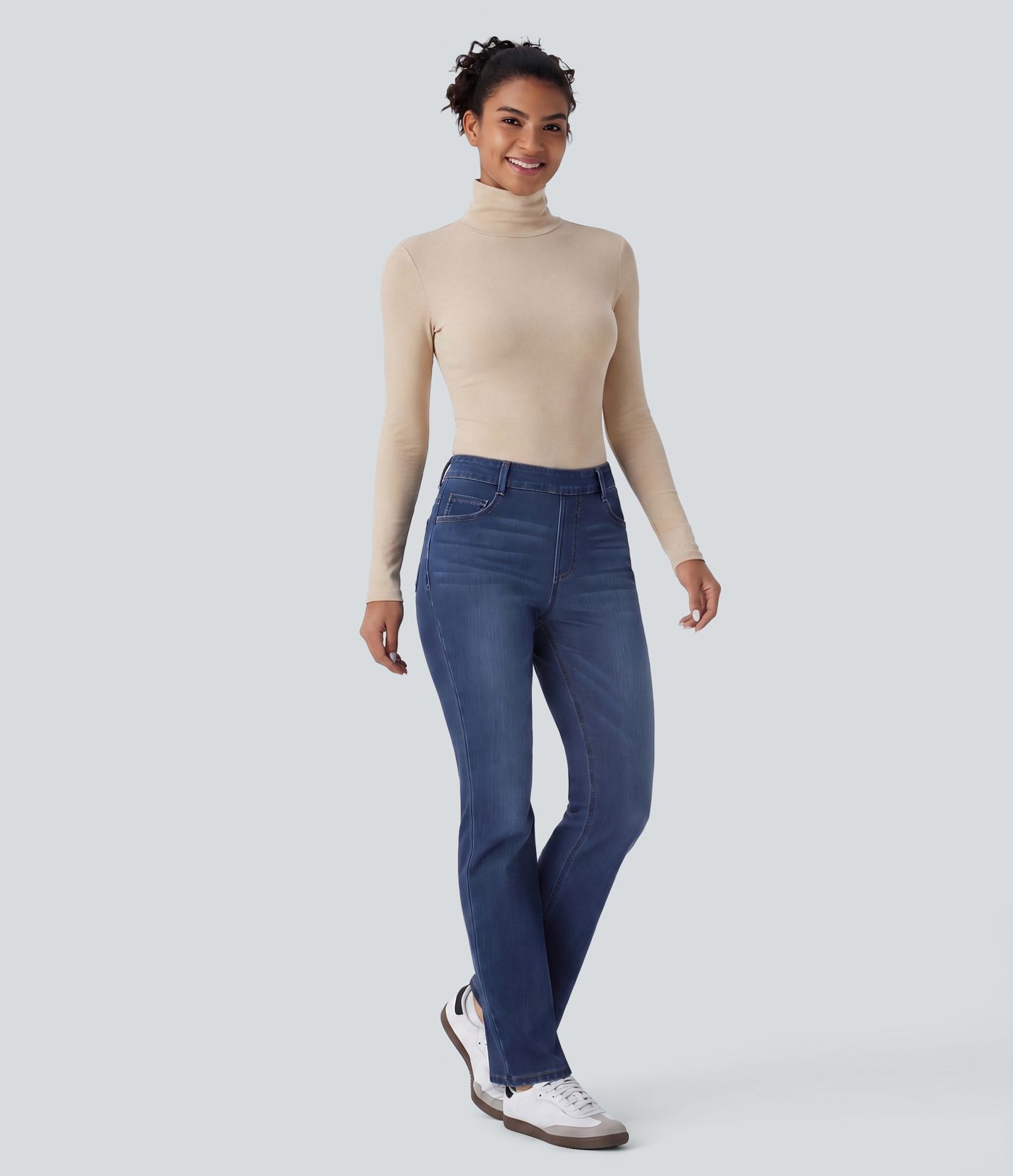 Halara Flex™ Jeans casuales de talle alto con bolsillos lavados y corte acampanado