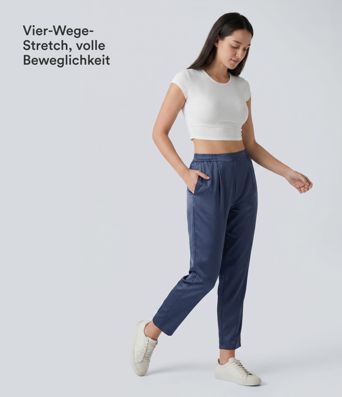 Lässige, schmal zulaufende Hose aus Satin mit hohem Bund und Seitentaschen