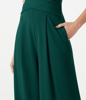 Lässiger, rückenfreier Jumpsuit mit Seitentaschen