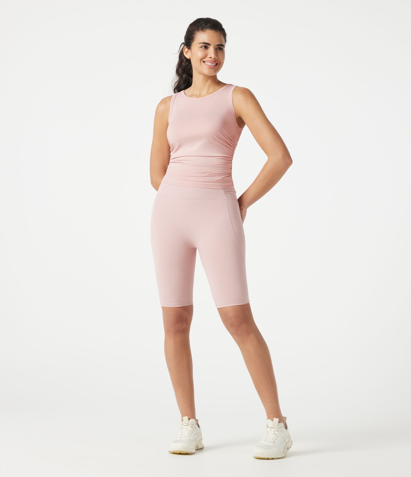Round Neck Racerback Ruched Yoga Tank Top