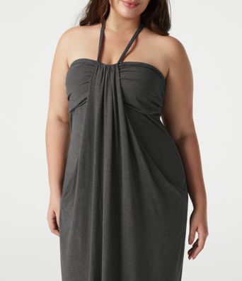 Plus Size Halter Tie Back Maxi Dress with Pockets Plus Size Halter Tie Back Maxi Dress with Pockets