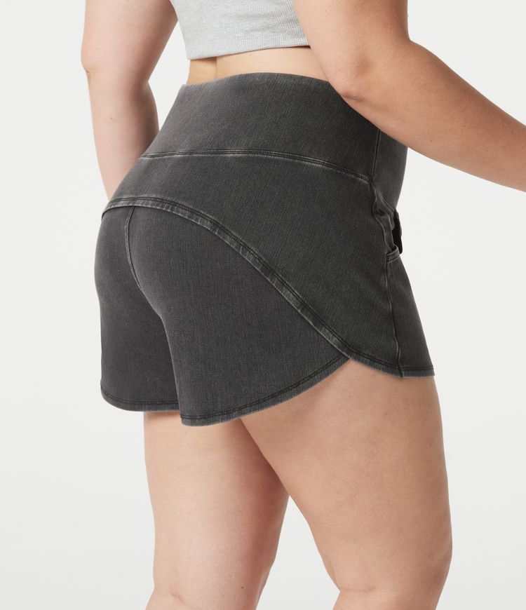 Halara Flex™ - Lässige Shorts aus Denim mit hohem Bund, Seitentaschen, Bauchkontrolle und abgerundetem Saum - Plus-Size, skinny fit