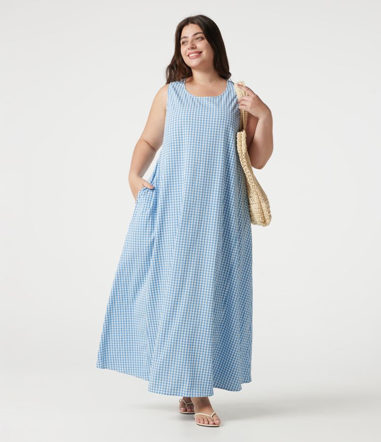 Plus Size Round Neck Sleeveless Midi Crinkle Gingham Casual Tank Dress with Pockets