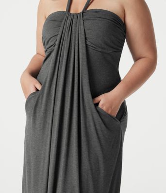 Maxikleid in großen Größen mit Neckholder (bindbarer Rücken), integriertem BH und Taschen