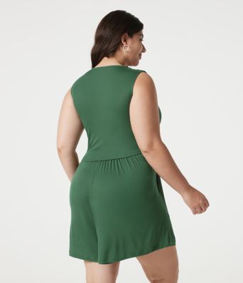 Combishort casual grande taille froncé côtelé sans manches à col V avec brassière intégrée et poches - Édition Easy Peasy Combishort casual grande taille froncé côtelé sans manches à col V avec brassière intégrée et poches - Édition Easy Peasy