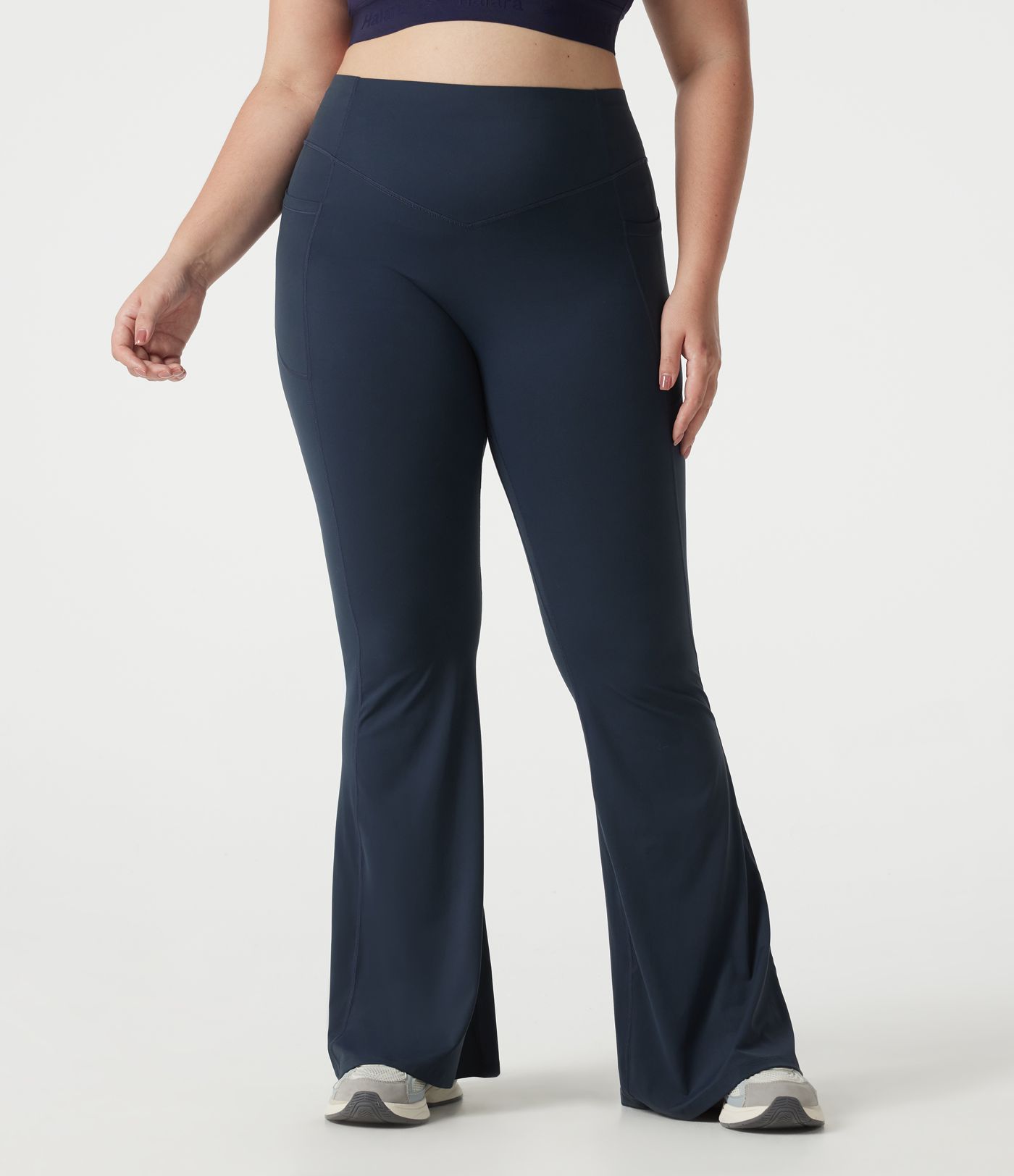 Halara UltraSculpt™ Plus Size High Waisted Scrunch Butt Lifting Tummy Control Shaping Yoga Flare Leggings with Pockets