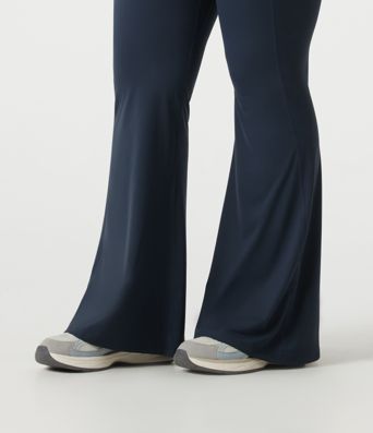 Halara UltraSculpt™ Plus Size High Waisted Scrunch Butt Lifting Tummy Control Shaping Yoga Flare Leggings with Pockets