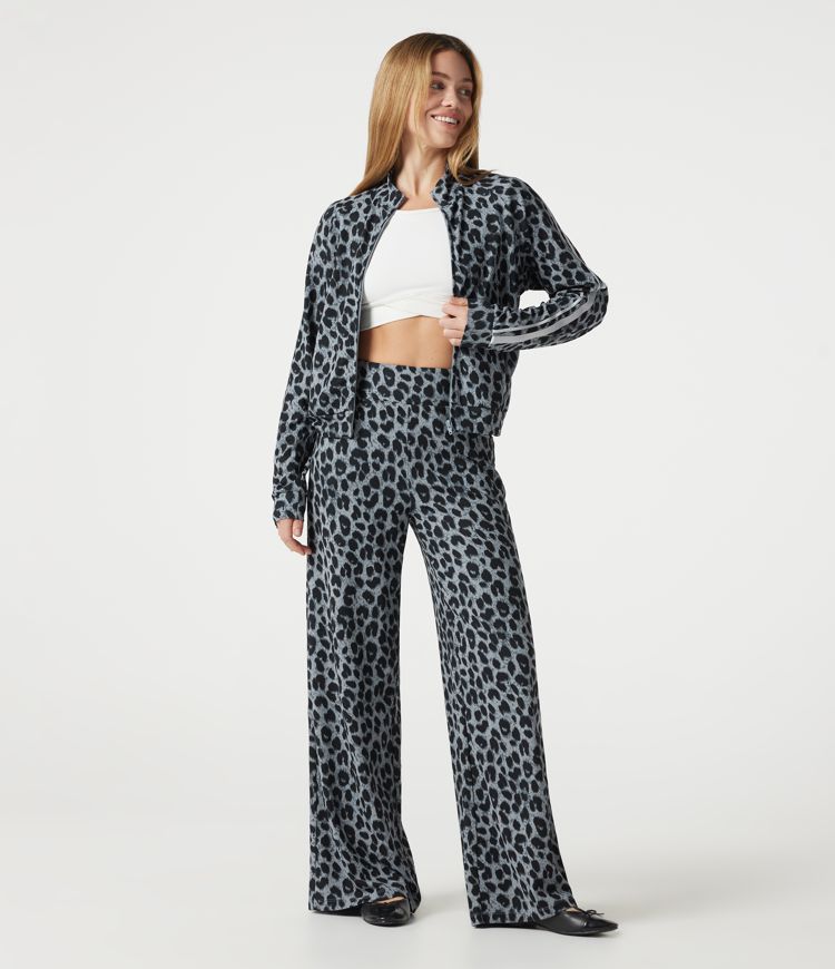 High Waisted Baggy Color Block Leopard Print Waffle Casual Pants with Pockets High Waisted Baggy Color Block Leopard Print Waffle Casual Pants with Pockets