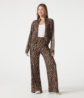 Stand Collar Zipper Long Sleeve Color Block Leopard Print Waffle Casual Jacket with Pockets Stand Collar Zipper Long Sleeve Color Block Leopard Print Waffle Casual Jacket with Pockets