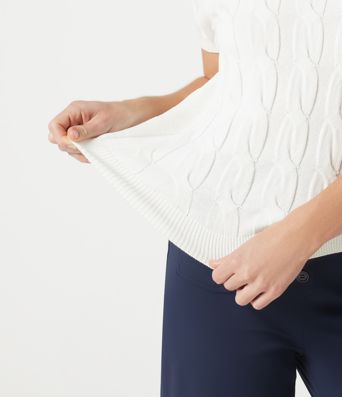 Jersey tipo polo de manga corta en punto trenzado, estilo casual