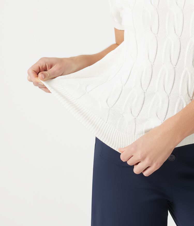 Jersey tipo polo de manga corta en punto trenzado, estilo casual