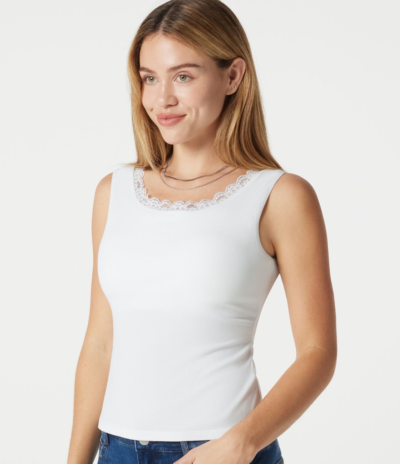 Ribbed Knit Scoop Neck U-back Contrast Lace Built-in Bra Casual Tank Top