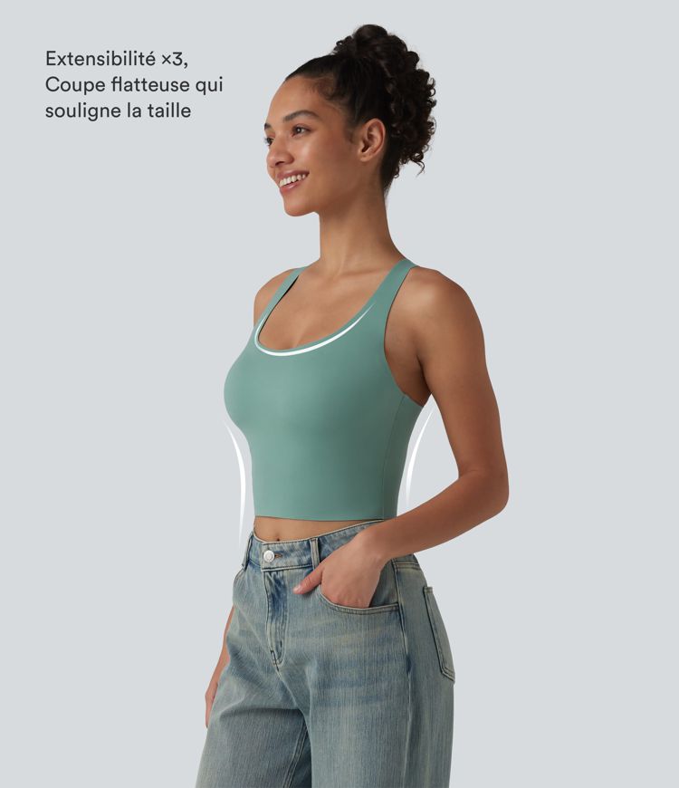 Crop top casual col U avec brassière intégrée — Bonnets B-E Crop top casual col U avec brassière intégrée — Bonnets B-E