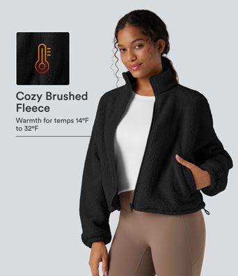 Chaqueta deportiva de forro polar con cuello alto, mangas largas, cremallera y bolsillos