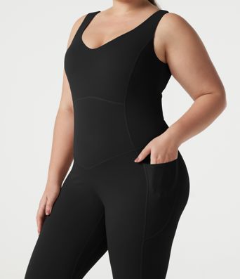 Halara UltraSculpt™ V-neck Crossover Backless Tummy Control Butt Lifting Built-in Bra Workout Plus Size Jumpsuit with Pockets