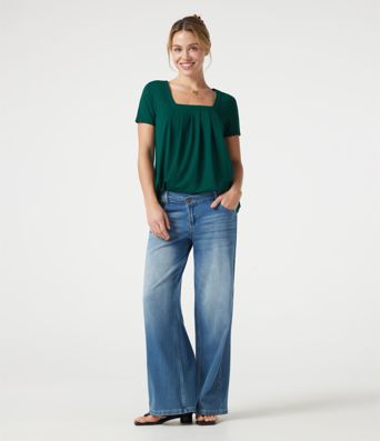 Blusa casual con escote cuadrado y mangas cortas