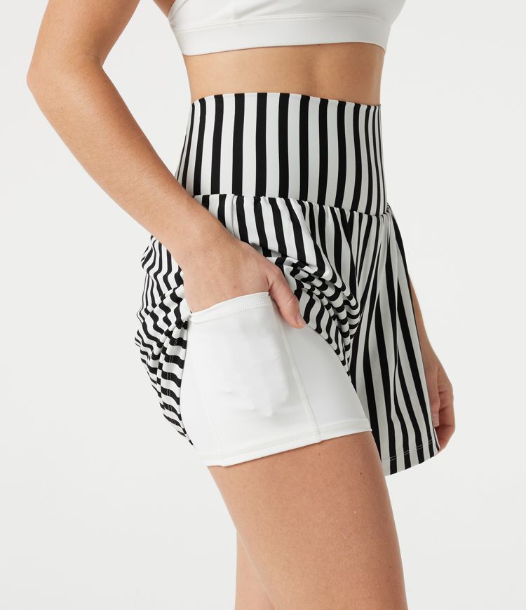 Ultra High-Waist Stripes 2-in-1 Yoga Baggy Shorts with Pockets Ultra High-Waist Stripes 2-in-1 Yoga Baggy Shorts with Pockets