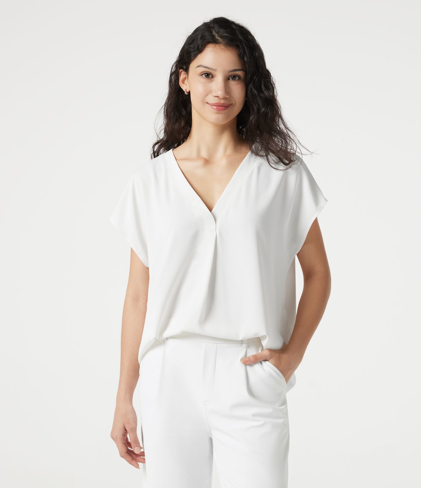 Wrinkle-resistant V-neck Short Sleeve Oversized Work Blouse