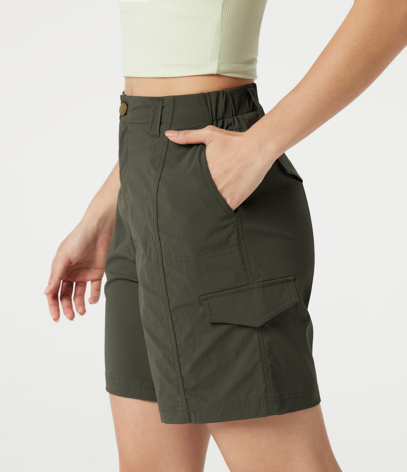 Mid Rise Casual Cargo Bermuda Shorts 7'' with Pockets