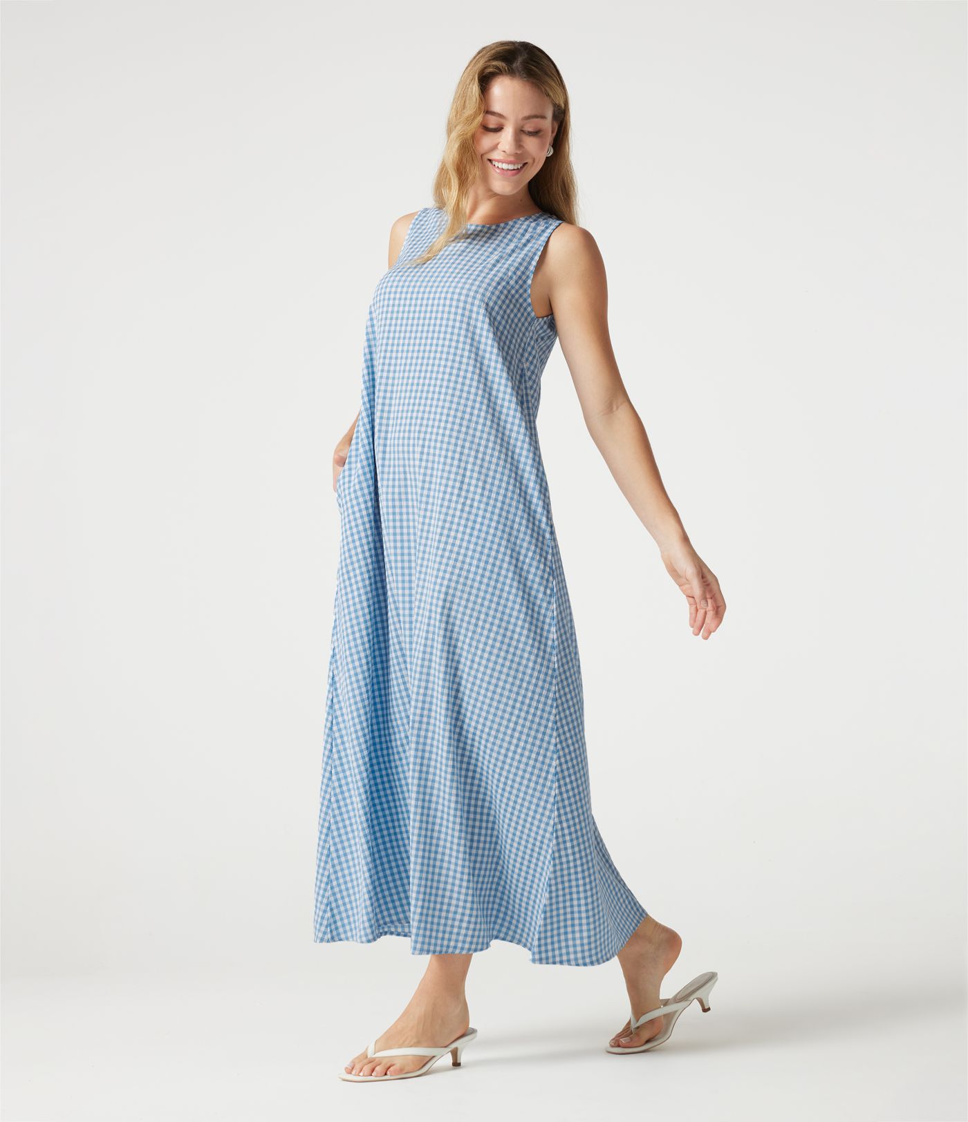 Round Neck Sleeveless Midi Crinkle Gingham Casual Tank Dress with Pockets