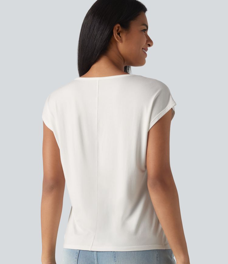 U-Neck Short Sleeve Casual T-Shirt U-Neck Short Sleeve Casual T-Shirt