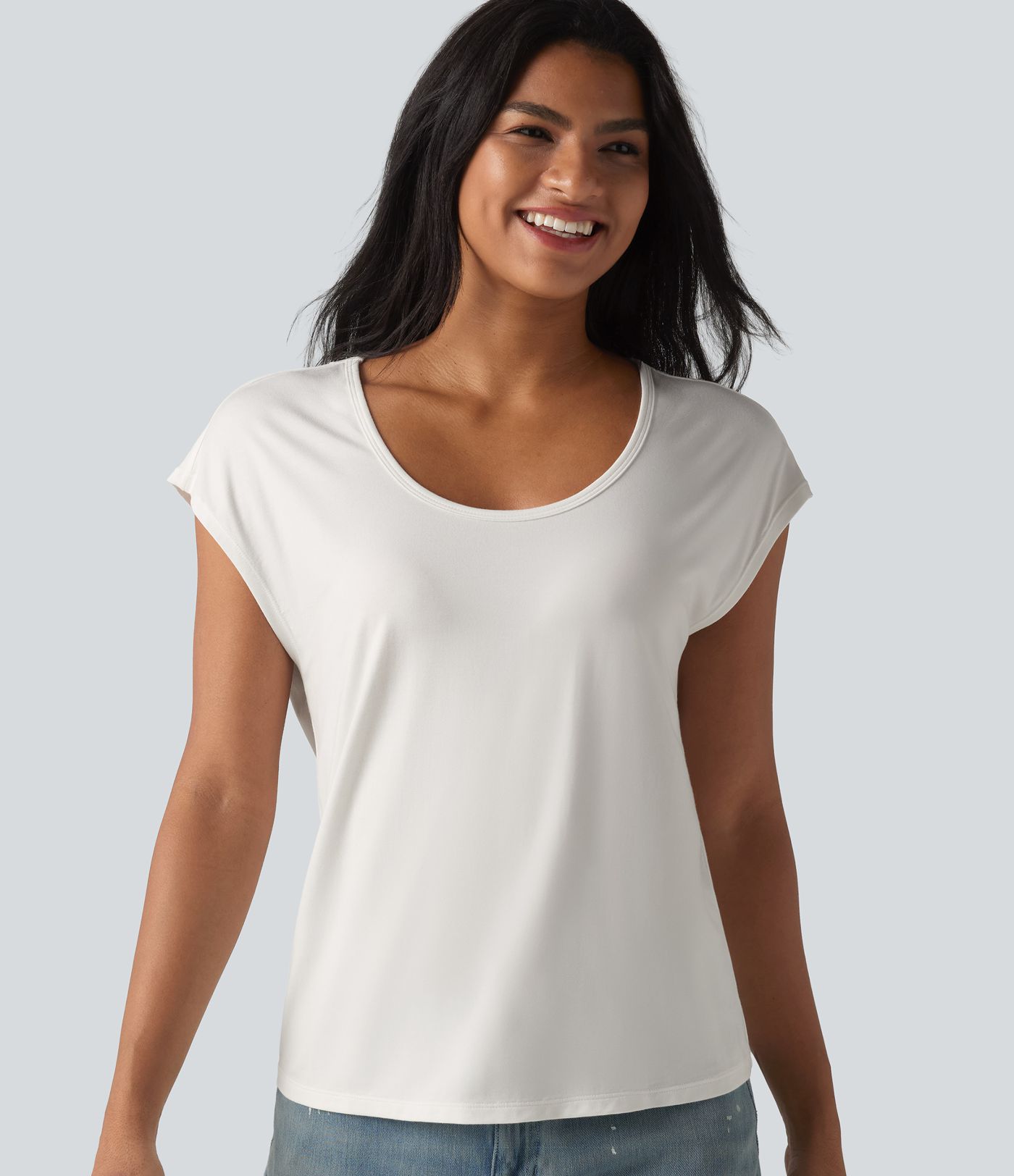 U-Neck Short Sleeve Casual T-Shirt U-Neck Short Sleeve Casual T-Shirt