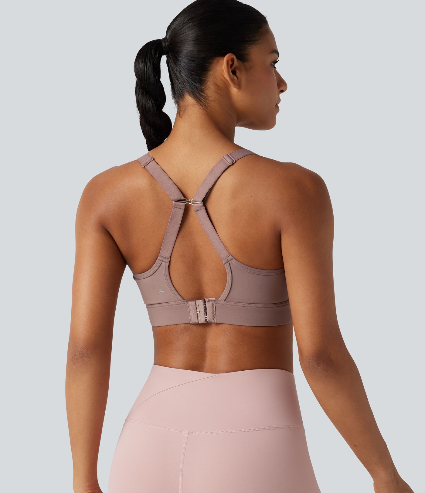 Medium Support U-Neck Backless Adjustable Buckle Molded Spacer Training Sports Bra