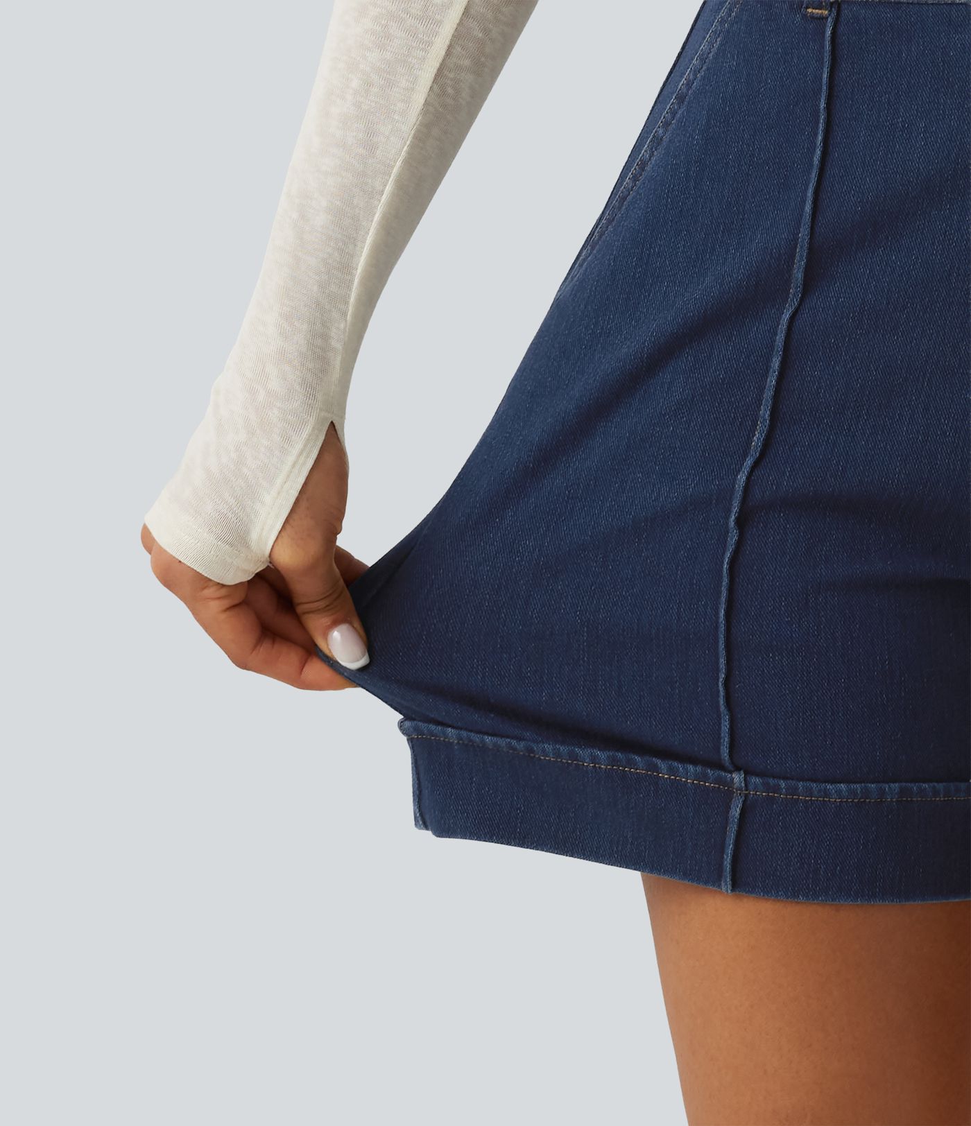Halara Flex™ High Waisted Denim Casual Shorts 5'' with Pockets Halara Flex™ High Waisted Denim Casual Shorts 5'' with Pockets