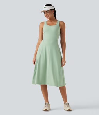 SoftlyZero™ Luftiges Midi-Aktivkleid für Tanz mit eckigem Ausschnitt und integriertem BH, 2-in-1 Cool-Touch, mit Taschen – Easy-Peezy-Edition