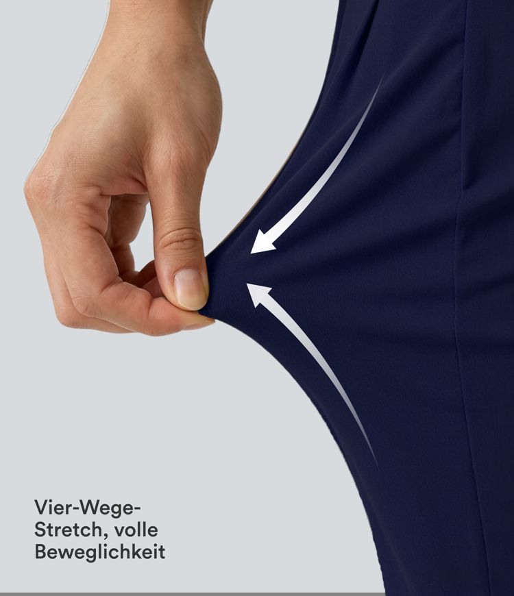 Lässige, schmal zulaufende 7/8-Hose mit mittelhohem Bund, mehreren Taschen und umgeschlagenem Saum Lässige, schmal zulaufende 7/8-Hose mit mittelhohem Bund, mehreren Taschen und umgeschlagenem Saum