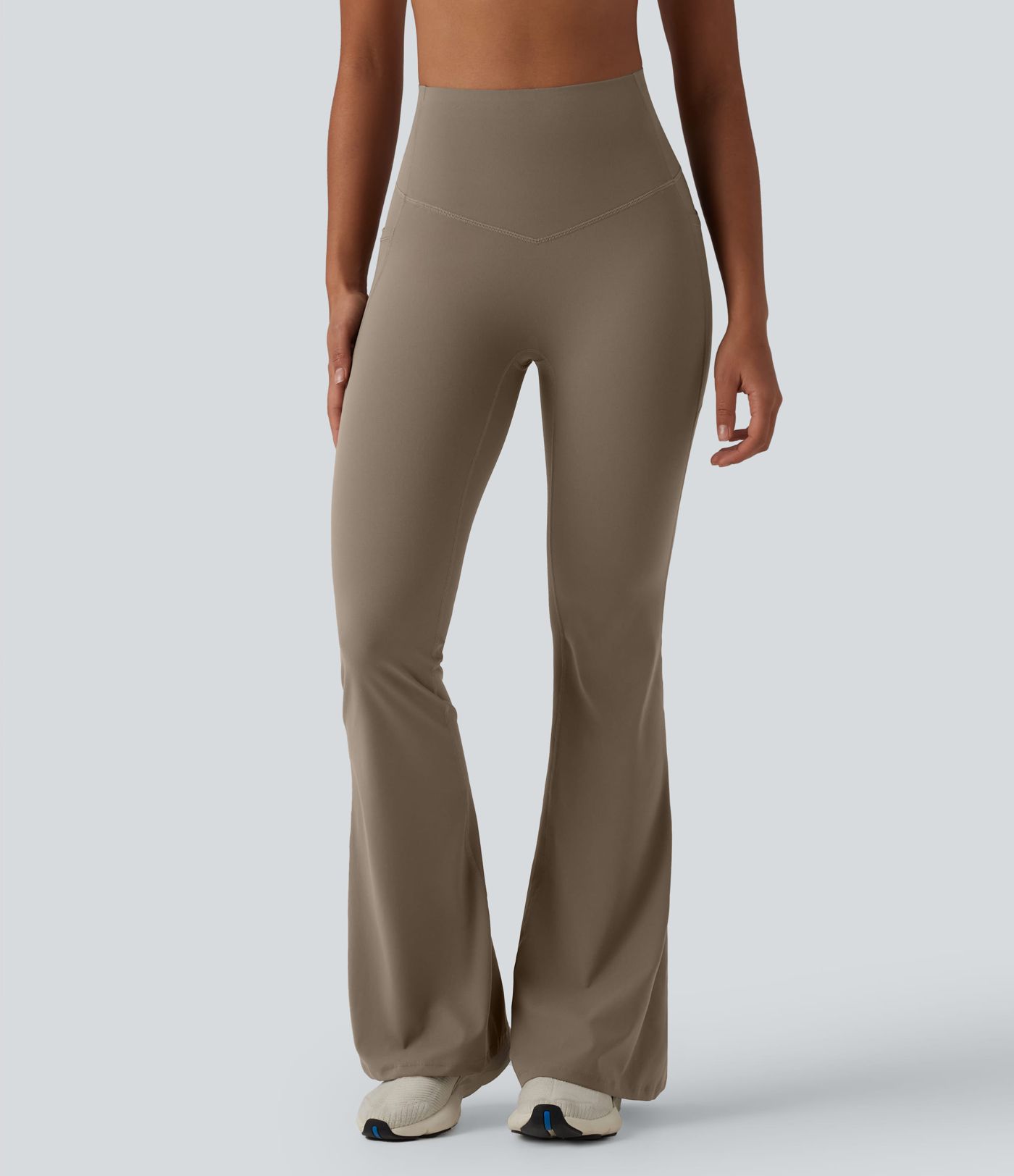 Halara UltraSculpt™ - Flare-Yoga-Leggings mit hohem Bund, Seitentaschen und Bauchkontrolle