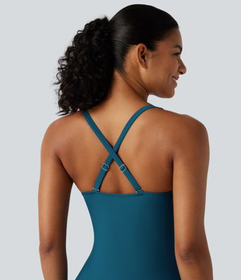 Gerafftes 2-in-1 Badekleid mit Queen-Anne-Ausschnitt, Seitentaschen, Bauchkontrolle, verstellbaren Trägern, integriertem Push-Up BH und geschlitztem Saum