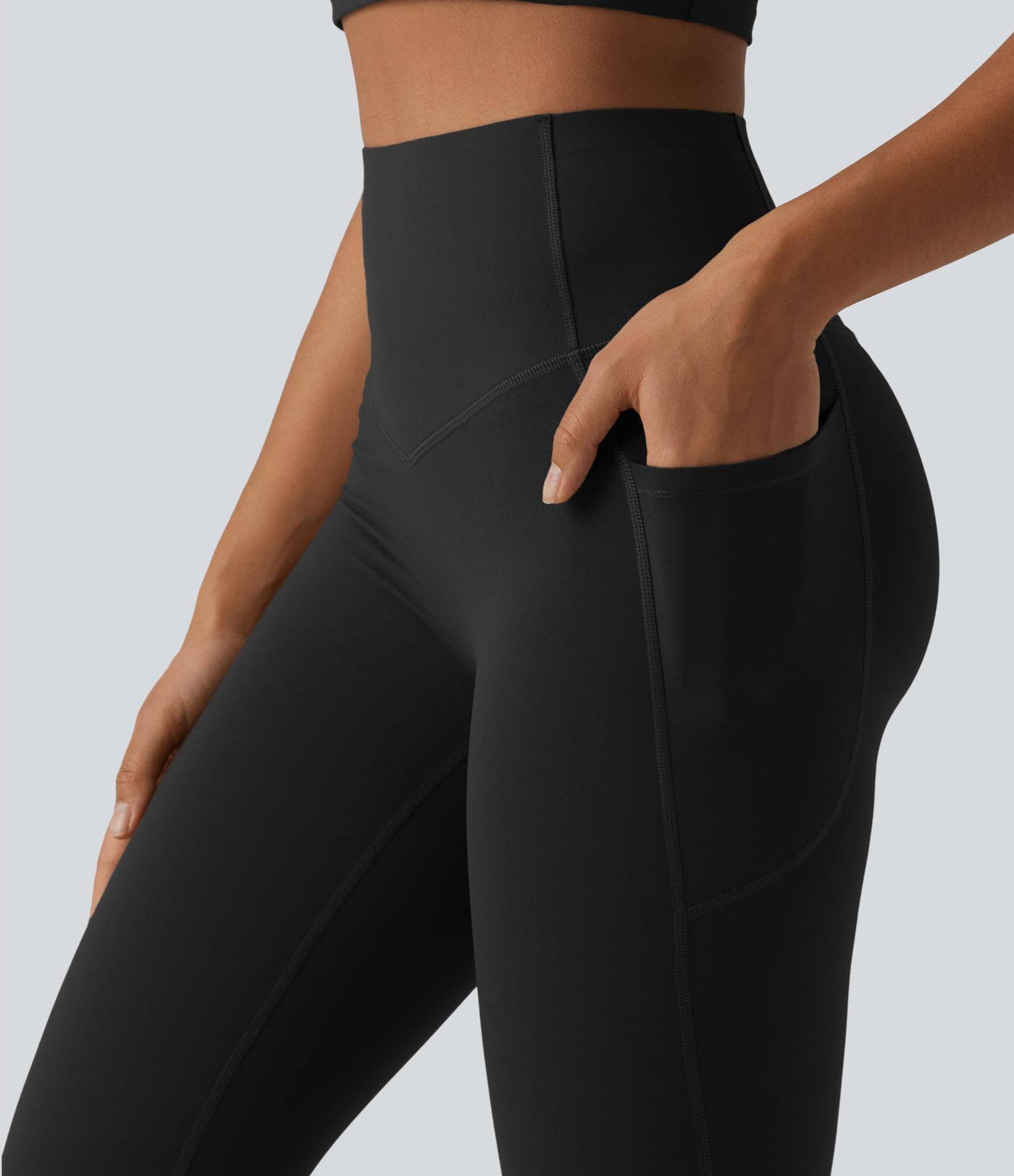 Legging de yoga bootcut Halara UltraSculpt™ taille haute push-up gainant avec poches Legging de yoga bootcut Halara UltraSculpt™ taille haute push-up gainant avec poches